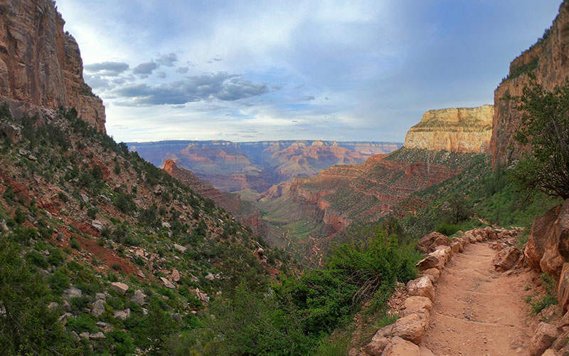 Bright-Angel-Trail-USA