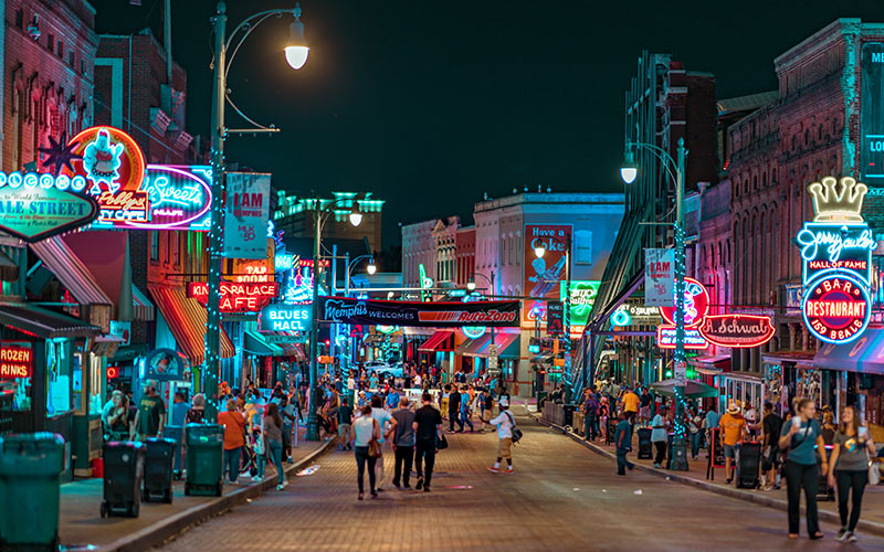 Night view of Memphis, Tennessee with city lights.